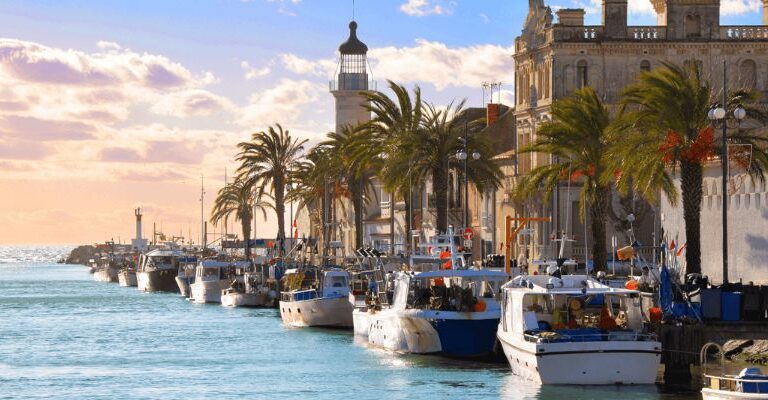 Le Grau-du-Roi: Encanto Escondido no Mediterrâneo Francês